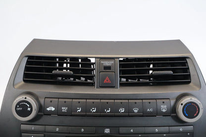 08-11 HONDA ACCORD AM/FM RADIO RECEIVER MP3 SINGLE CD W/ CLIMATE 39100TA0A01 OEM