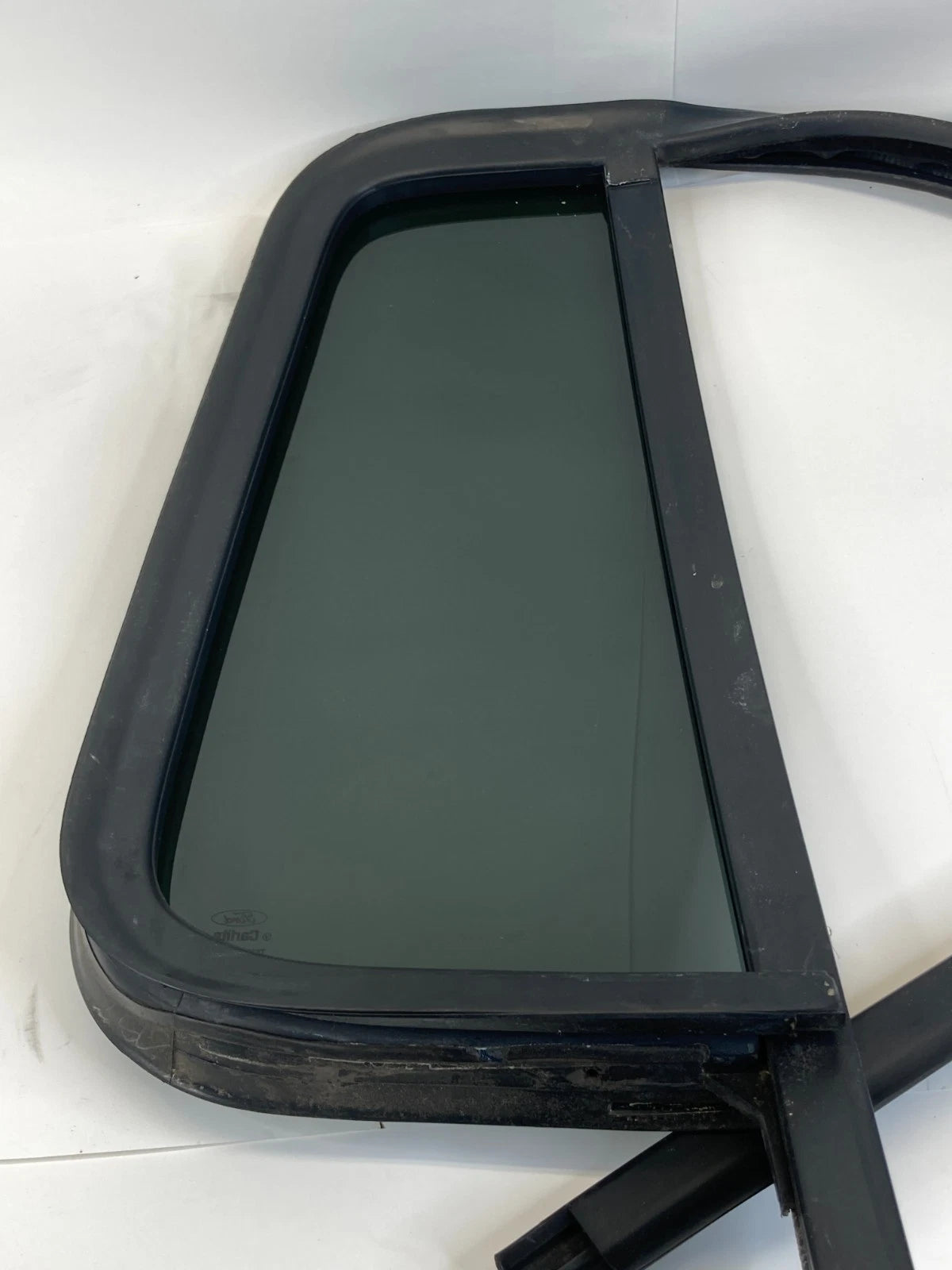 2002-2005 Ford Explorer Rear Left Back Door Quarter Vent Window Glass OEM