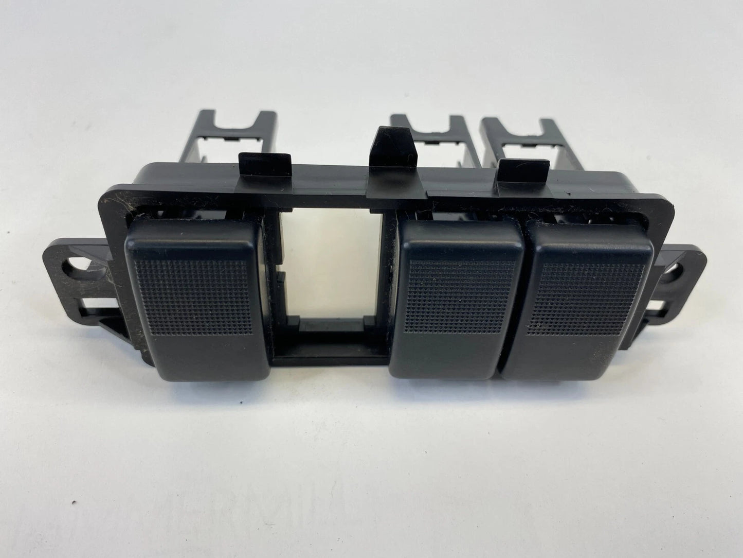 2004 2005 2006 MAZDA MPV DASH LEFT DRIVER SIDE SWITCH PANEL TRIM BEZEL OEM