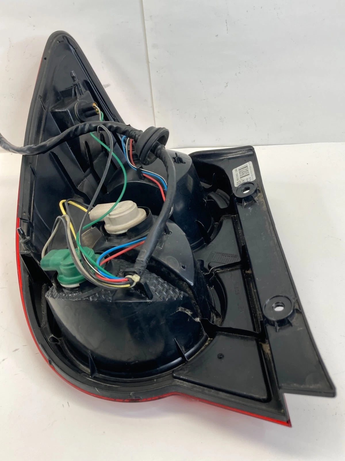 2012-2016 CHEVROLET CHEVY SONIC REAR RIGHT SIDE TAILLIGHT TAIL LIGHT 96830982