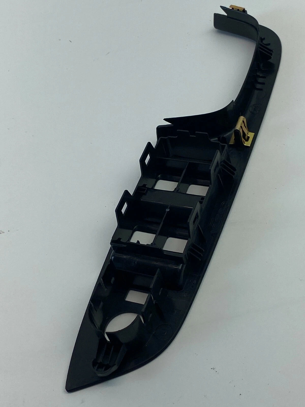 2010-2017 CHEVROLET EQUINOX FRONT LEFT MASTER POWER WINDOW SWITCH BEZEL TRIM