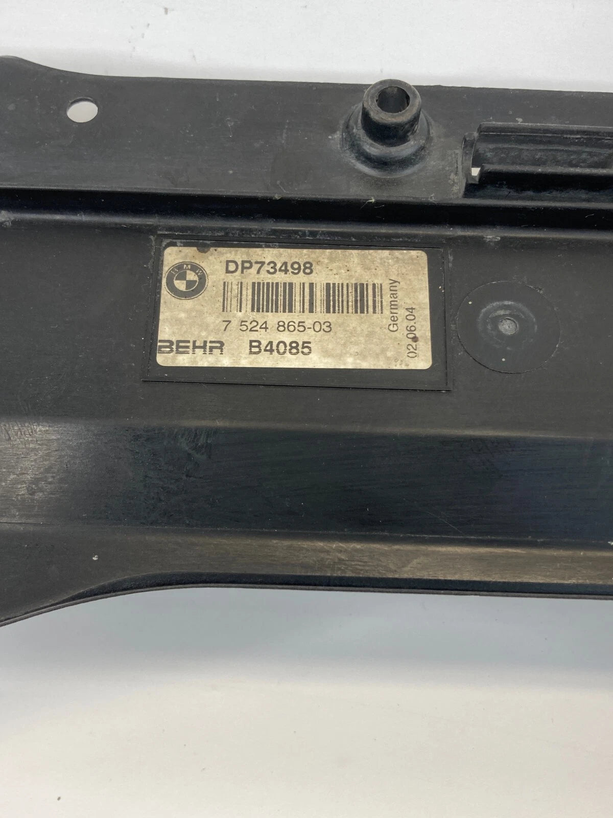 2002-2004 BMW 745I 745LI UPPER RADIATOR SUPPORT BRACKET COVER 17117507971 OEM