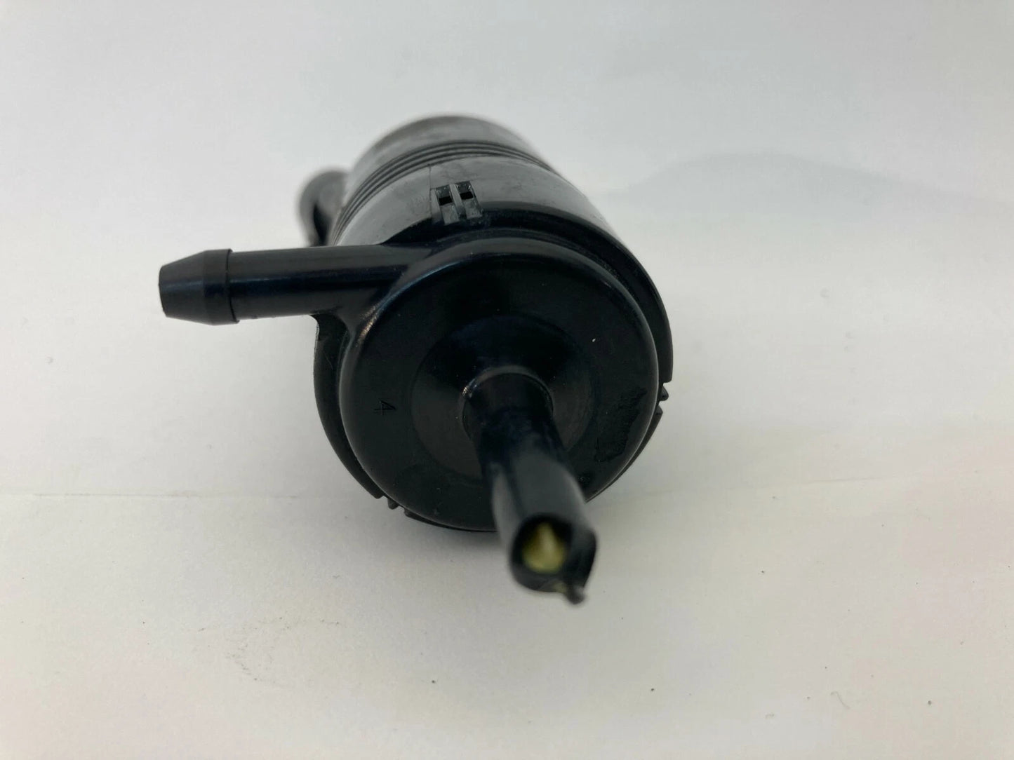 95 96 97 98 99 00 01 CHEVROLET LUMINA WINDSHIELD WASHER PUMP OEM