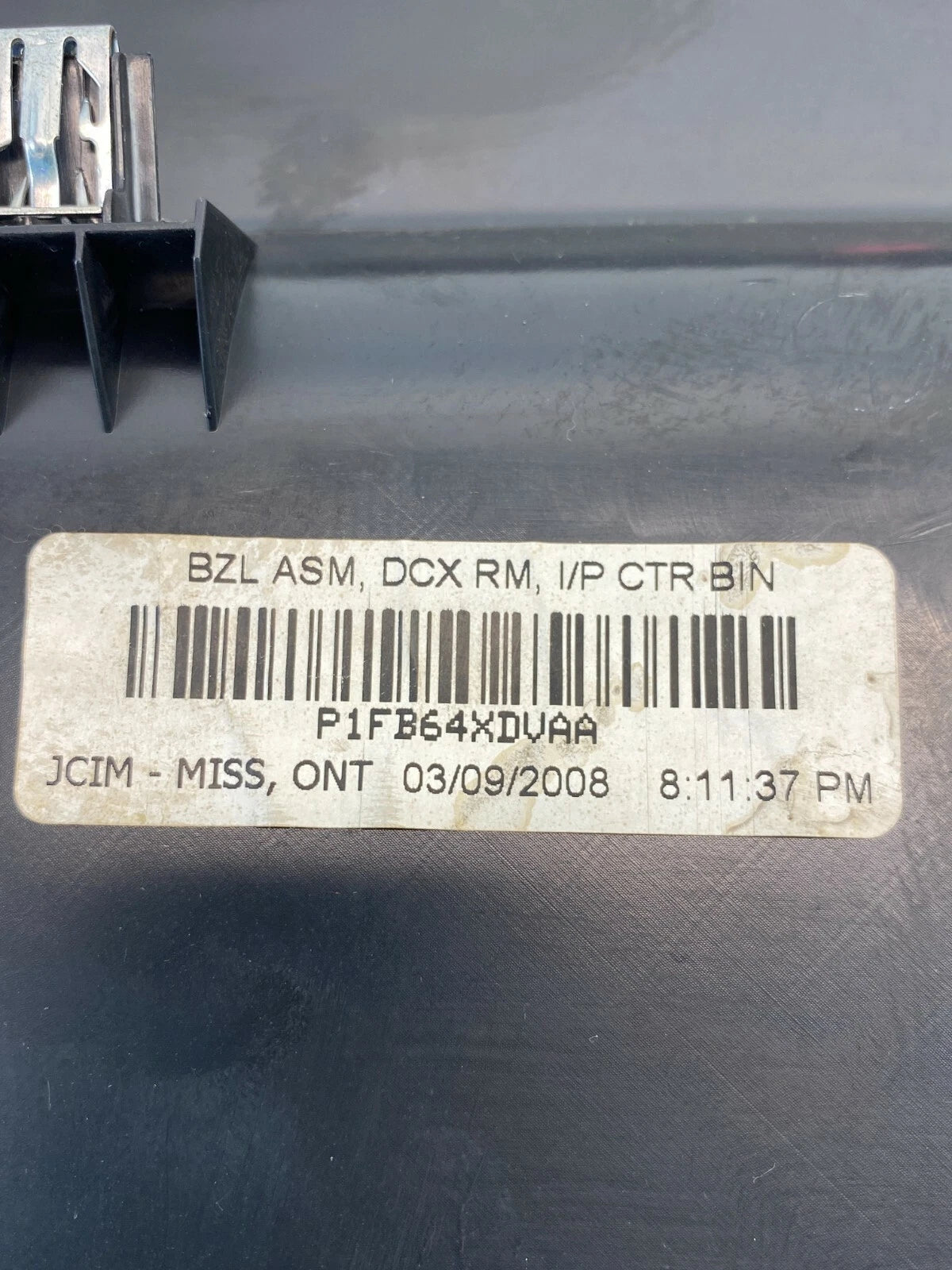2009-2014 VOLKSWAGEN ROUTAN CENTER UPPER DASH TRAY COVER BEZEL TRIM P1FB64XDVAA