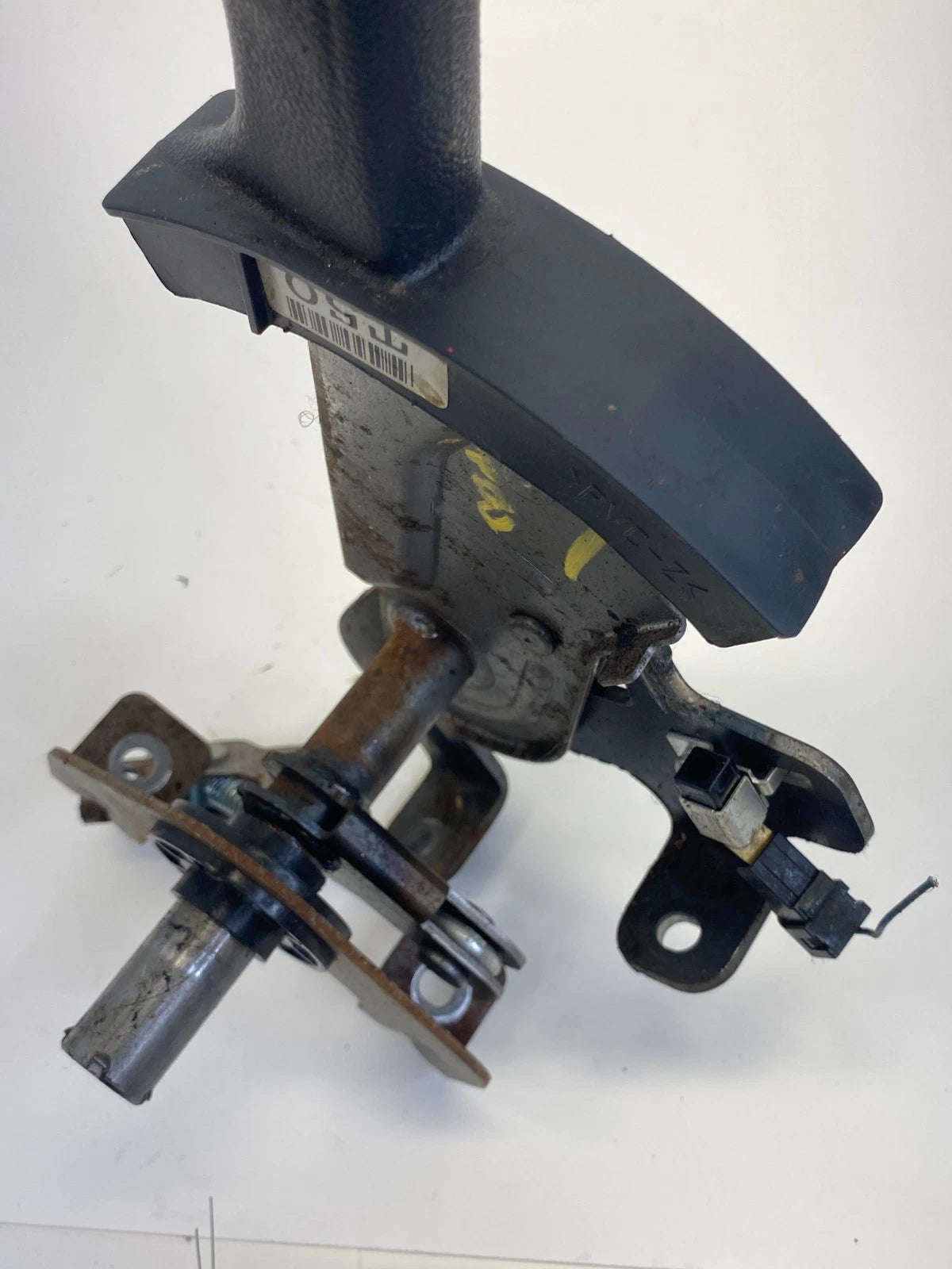 2010-2013 KIA FORTE EMERGENCY HAND PARKING BRAKE CONTROL LEVER MECHANISM OEM