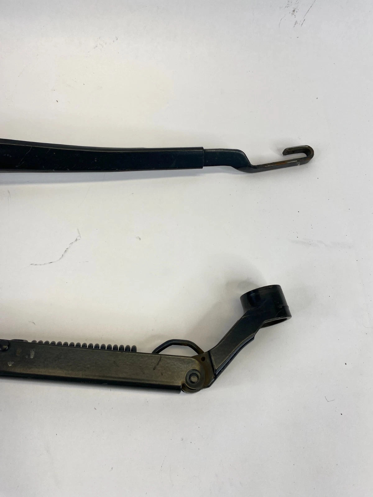 2006-2013 LEXUS IS250 IS350 FRONT WINDSHIELD WIPER ARM LEFT AND RIGHT PAIR SET