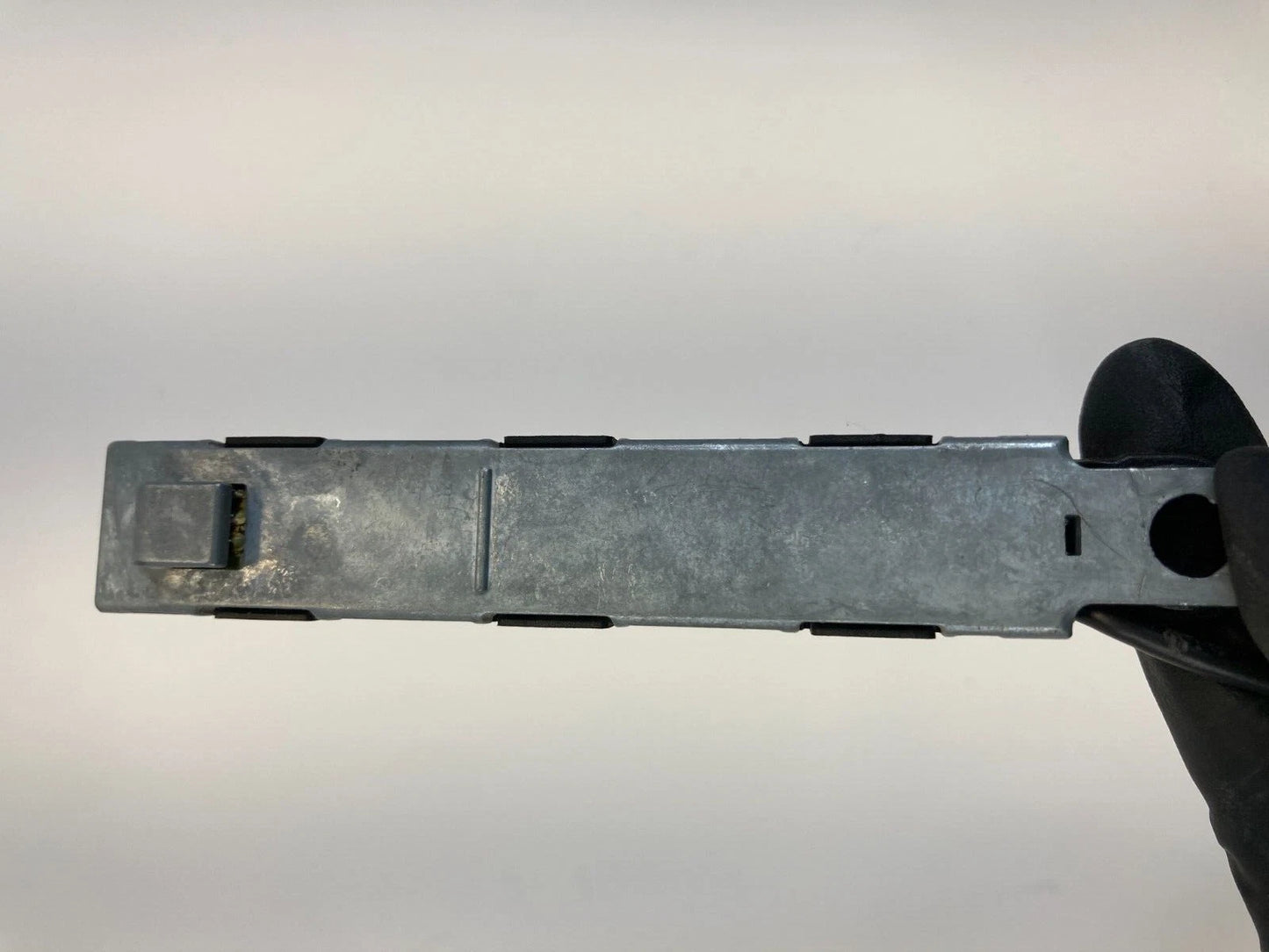 2006-2009 VW GTI RABBIT RIGHT SIDE ANTENNA BOOSTER AMPLIFIER 1K6-035-577-AB OEM