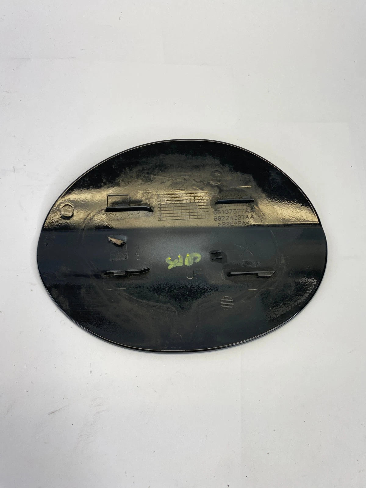 2015-2017 CHRYSLER 200 FUEL FILLER DOOR TANK COVER FUEL DOOR 68137577AA OEM