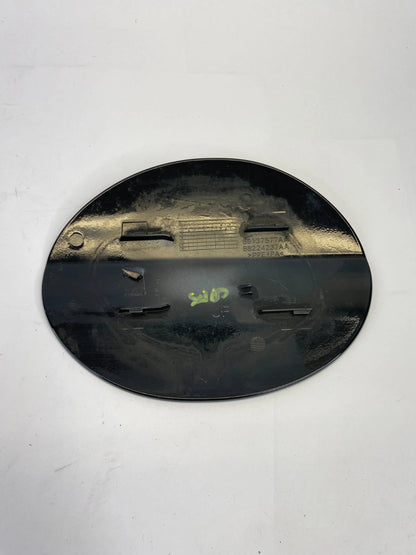 2015-2017 CHRYSLER 200 FUEL FILLER DOOR TANK COVER FUEL DOOR 68137577AA OEM