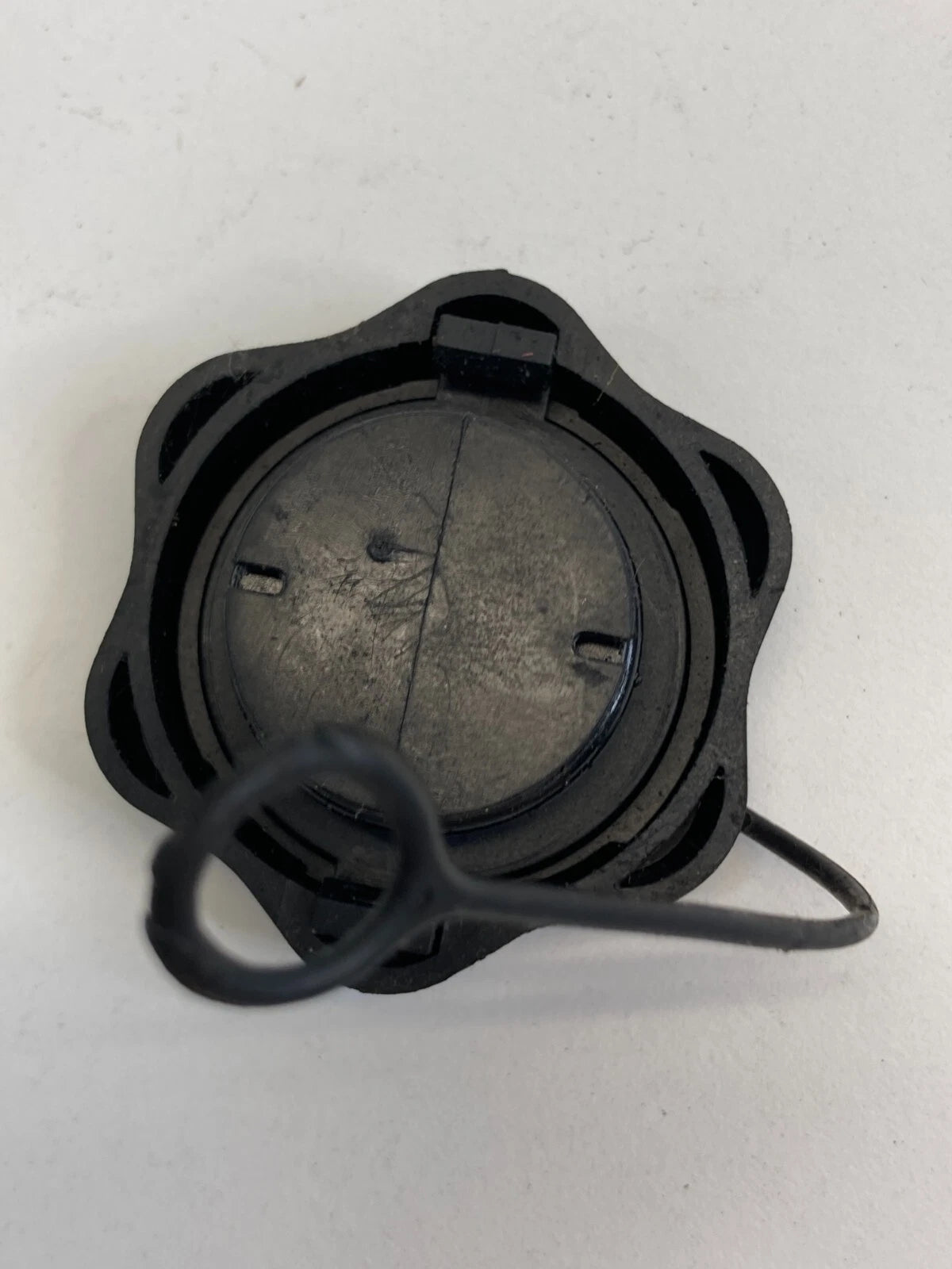 2001-2007 FORD ESCAPE POWER STEERING FLUID RESERVOIR BOTTLE TANK CAP COVER OEM