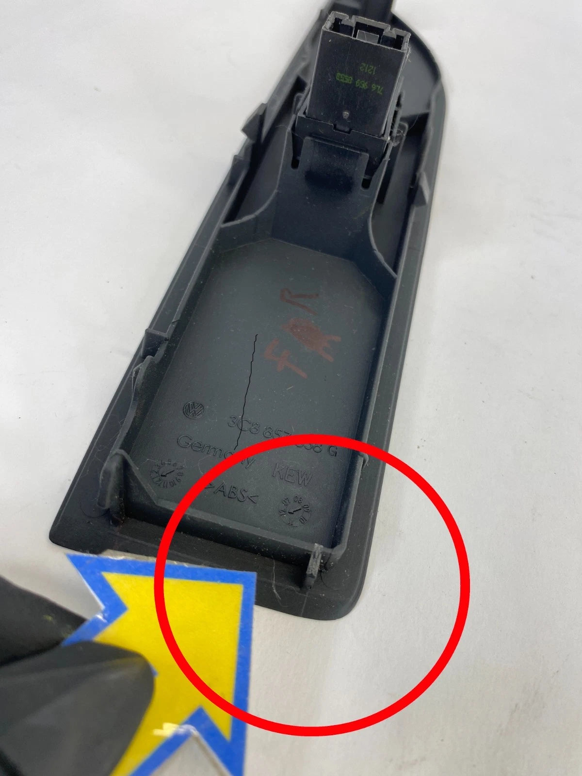 2009-2017 VOLKSWAGEN CC FRONT RIGHT DOOR POWER WINDOW SWITCH 3C8857858G OEM
