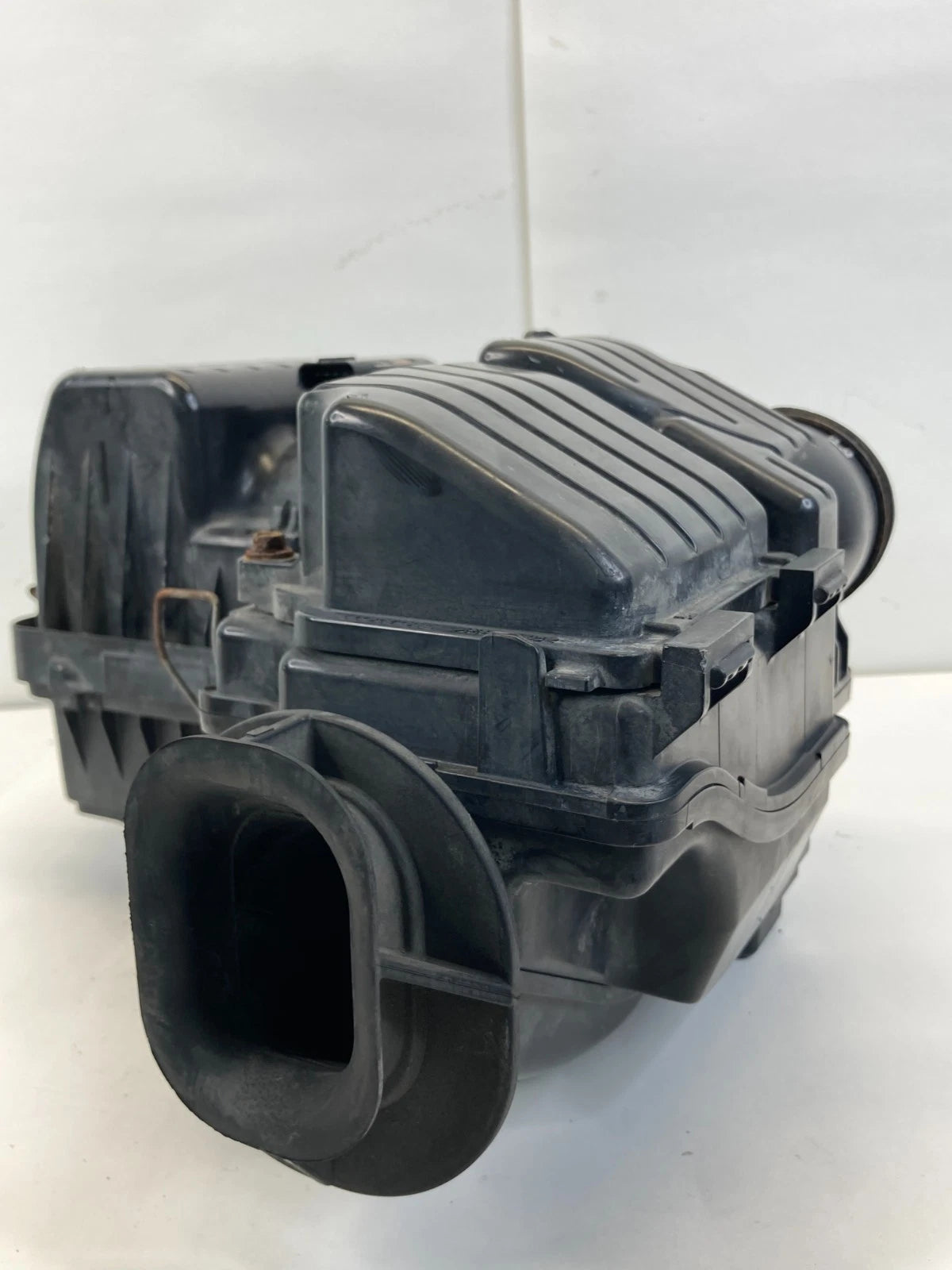 09 10 Honda Fit 1.5L L4 Air Cleaner Intake Filter Housing Cover Box Assembly OEM