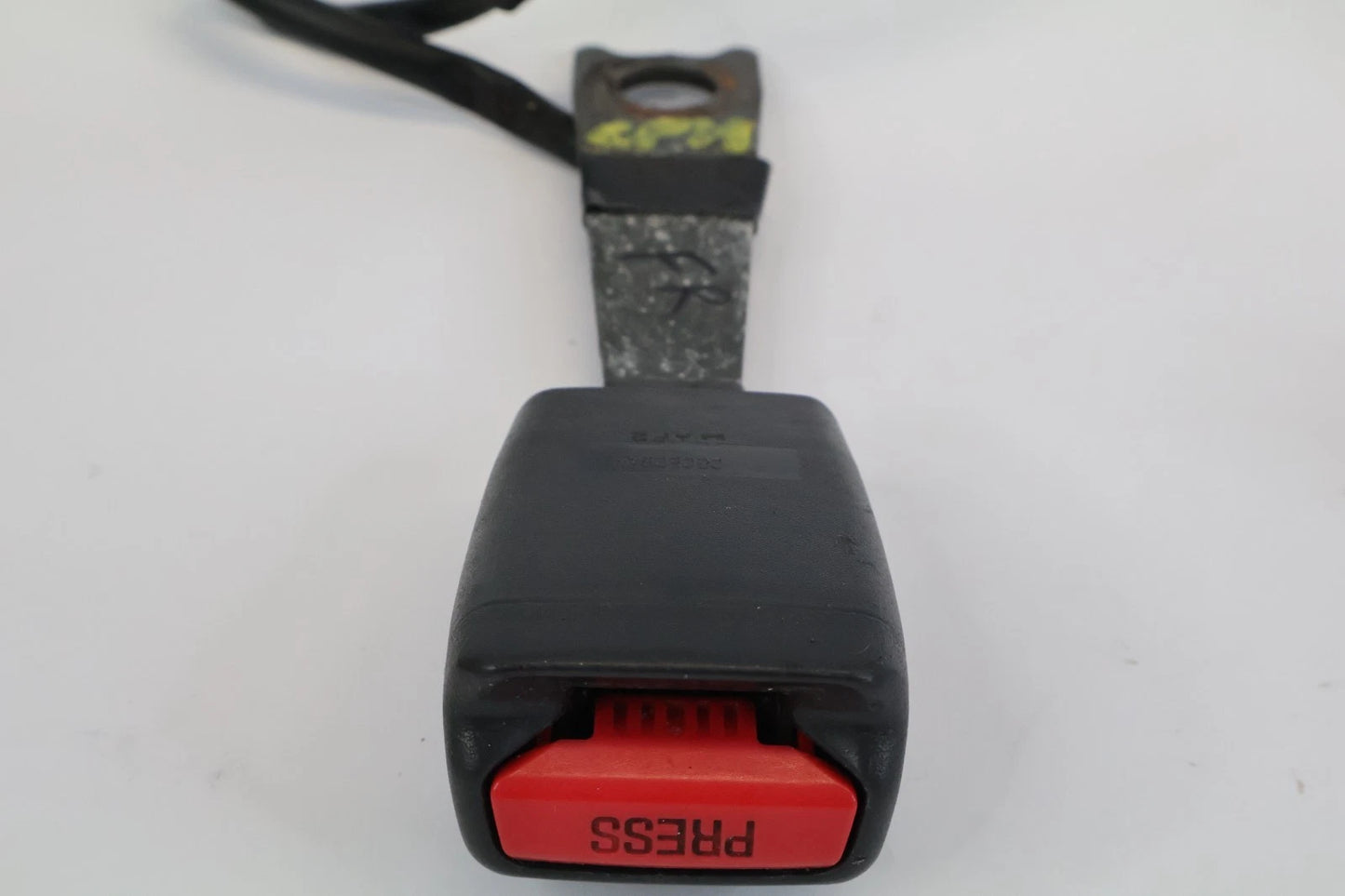 2007-2012 TOYOTA YARIS SEDAN FRONT RIGHT PASSENGER SEAT BELT BUCKLE OEM