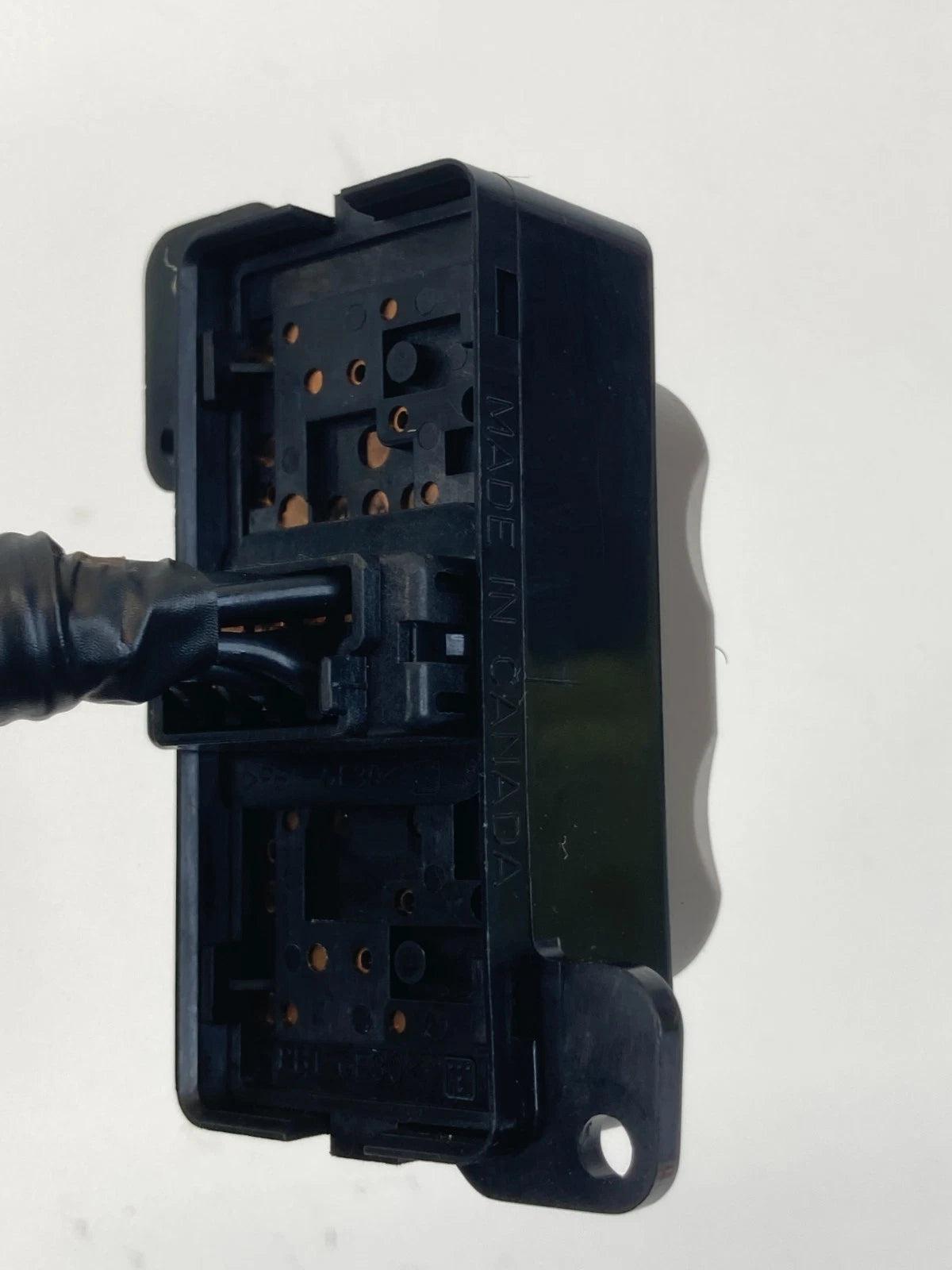 2002 2003 2004 2005 FORD EXPLORER FRONT RIGH SIDE POWER SEAT ADJUSTMENT SWITCH