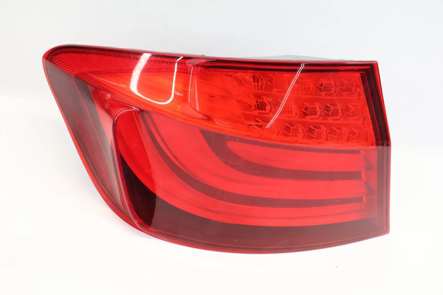 11-13 BMW 528I 535I 550I SEDAN LEFT DRIVER SIDE OUTER TAIL LIGHT TAILLIGHT OEM