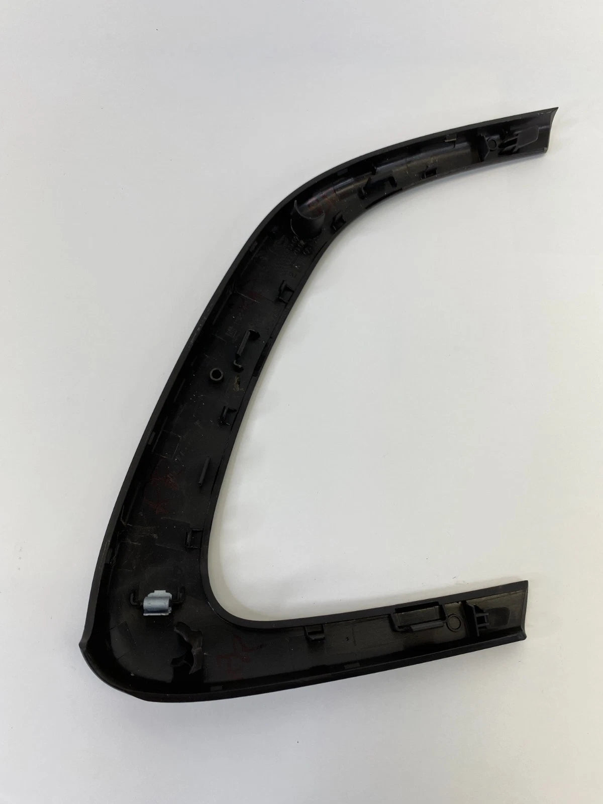 2011 BUICK REGAL REAR RIGHT SIDE INNER DOOR PULL HANDLE BEZEL TRIM 13222211 OEM