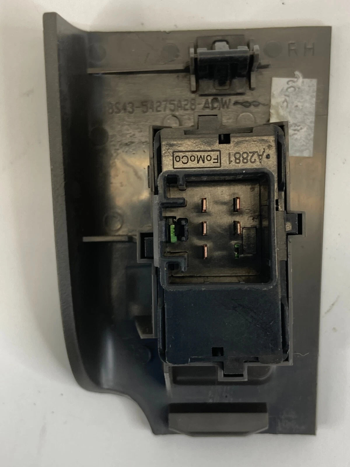 08-11 FORD FOCUS REAR RIGHT SIDE DOOR POWER WINDOW SWITCH W/ BEZEL 8S43-54275A28