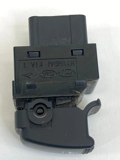 2005-2010 KIA SPORTAGE REAR RIGHT SIDE POWER WINDOW SWITCH CONTROL BUTTON OEM