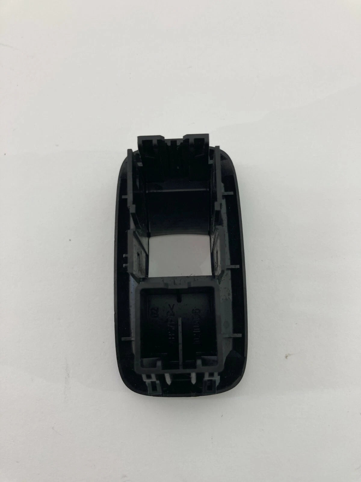2014-2019 FORD FIESTA DOOR WINDOW SWITCH BEZEL TRIM COVER PANEL 10210406 OEM
