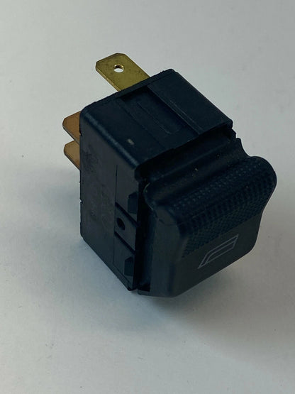 1997-2001 AUDI A4 A4 QUATTRO POWER SWITCH WINDOW CONTROL DOOR 4D095985501C OEM