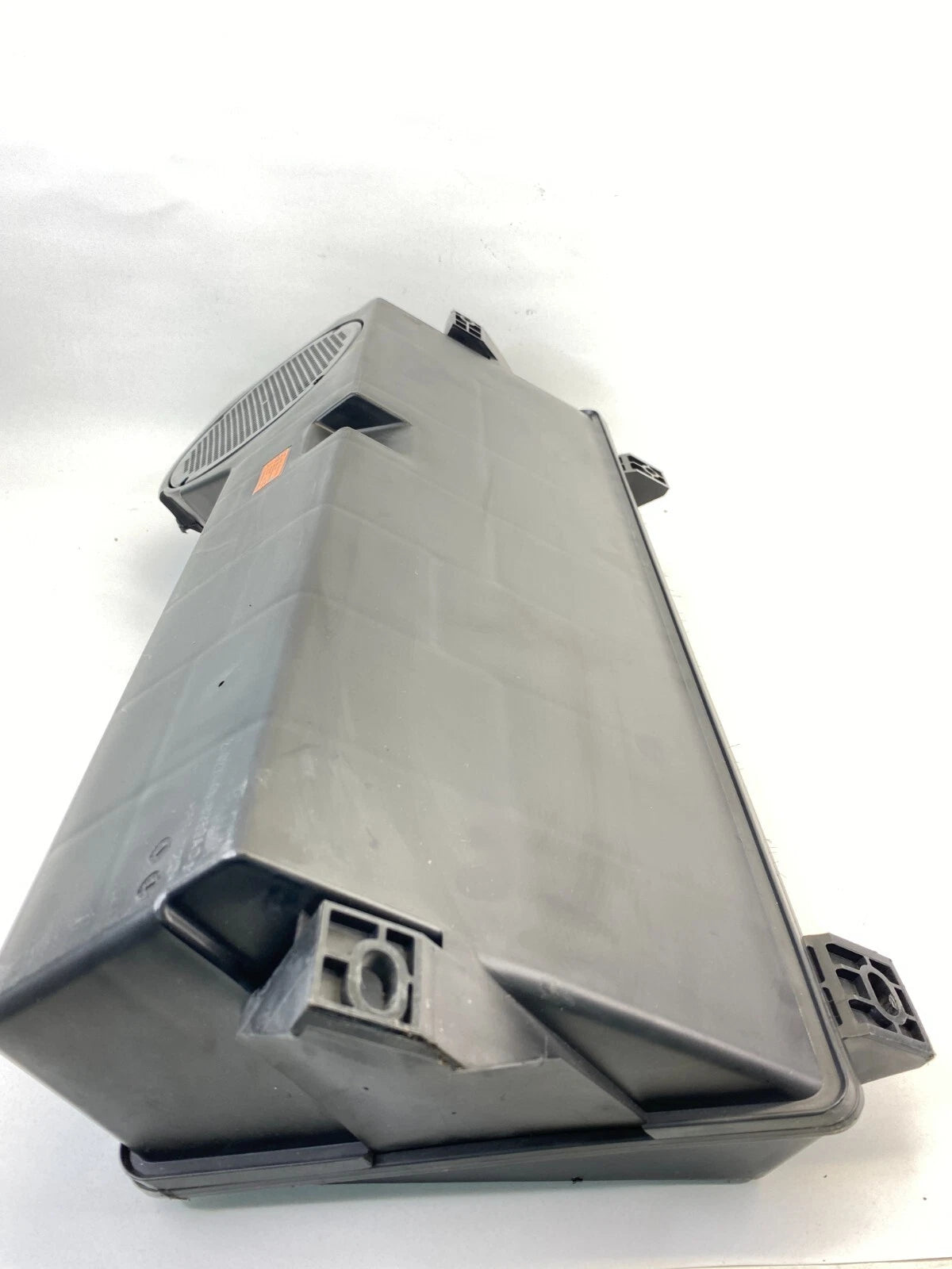 06-12 MERCEDES-BENZ R350 REAR SUBWOOFER LOUD SPEAKER A2518200002 HARMAN/KARDON