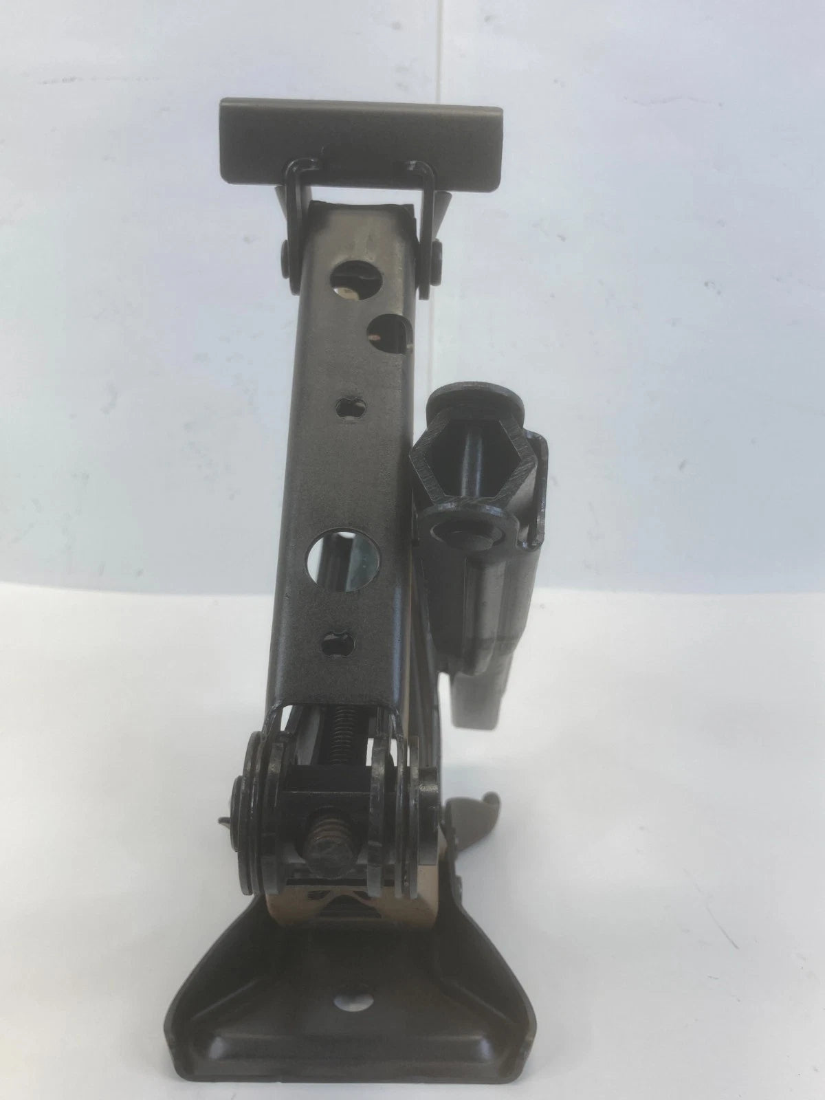 06-11 CHEVROLET HHR EMERGENCY SPARE TIRE JACK LUG WRENCH TOOL KIT 22731687 OEM