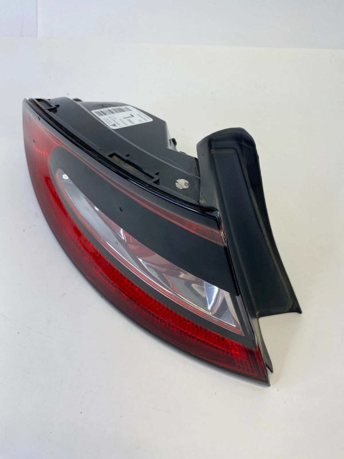 2013-2016 DODGE DART LEFT DRIVER SIDE OUTER TAILLIGHT TAIL LIGHT 68081395AE