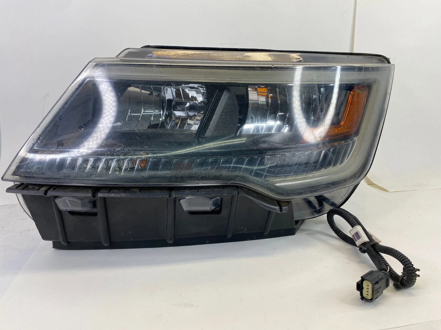16-19 FORD EXPLORER INTERCEPTOR UTILITY FRONT LEFT SIDE HEADLIGHT LAMP LED OEM