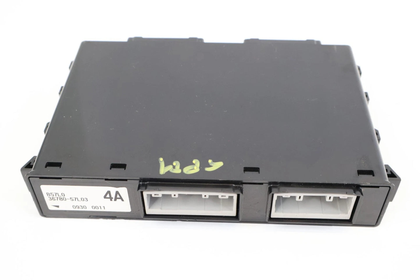 2010-2013 SUZUKI KIZASHI BODY CONTROL MODULE COMPUTER UNIT BCM BCU 36780-57L03