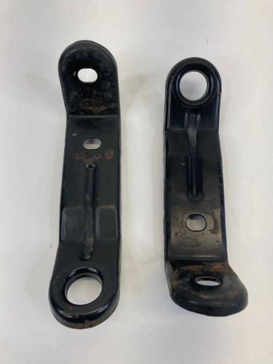 2008-2014 CADILLAC CTS RADIATOR UPPER MOUNTING BRACKET SUPPORT PAIR OEM 15267706