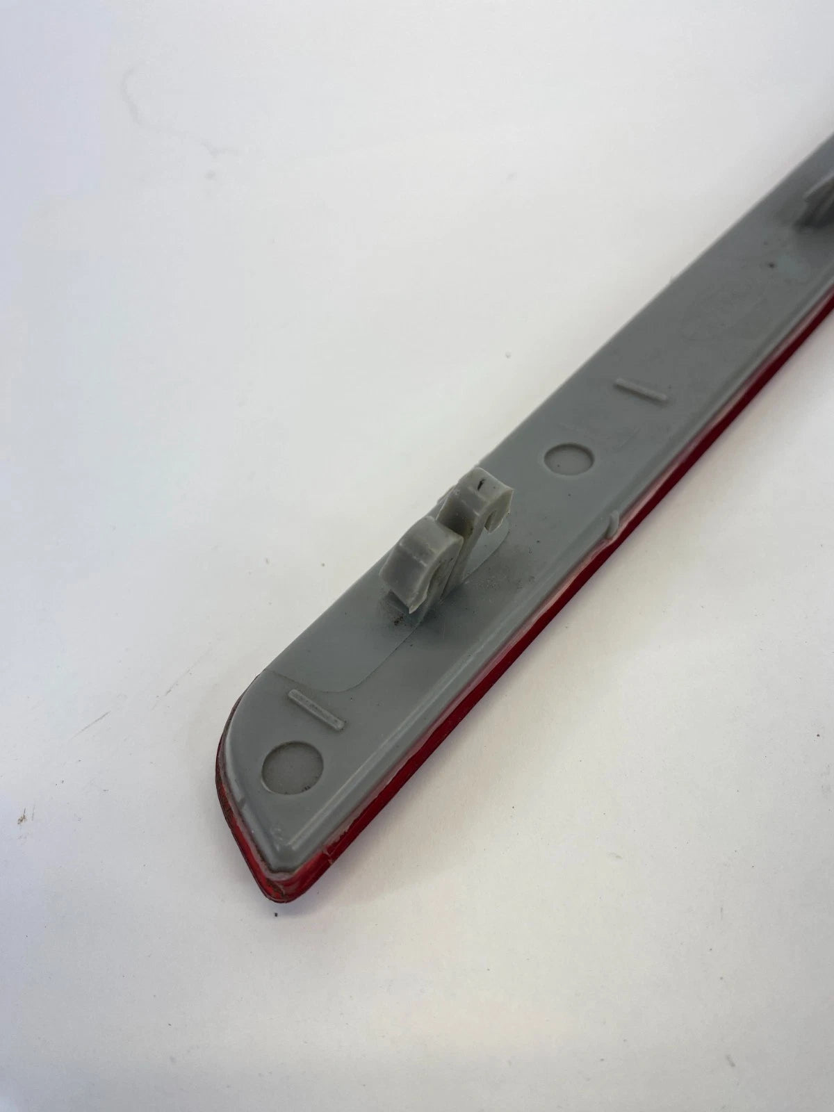 16-19 FORD EXPLORER INTERCEPTOR REAR LEFT BUMPER LIGHT REFLECTOR FB53-17E847-AE