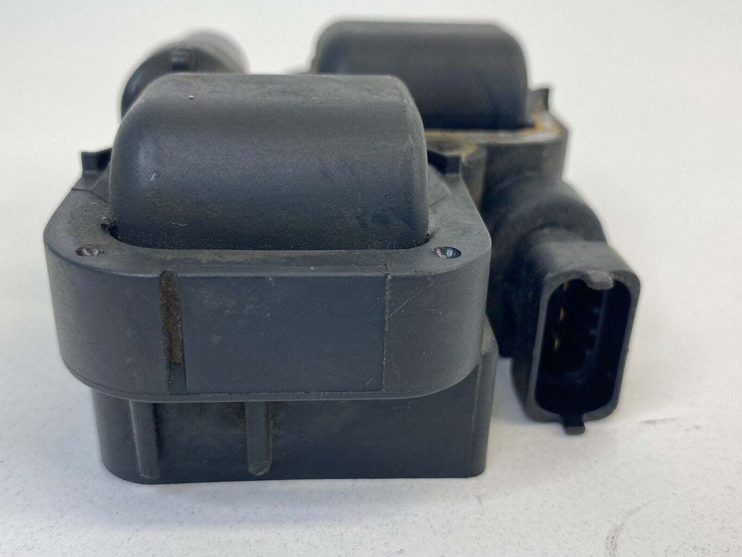 99 00 01 02 03 Mercedes-Benz CLK 430 4.3L V8 A/T Ignition Coil 0221503035 OEM