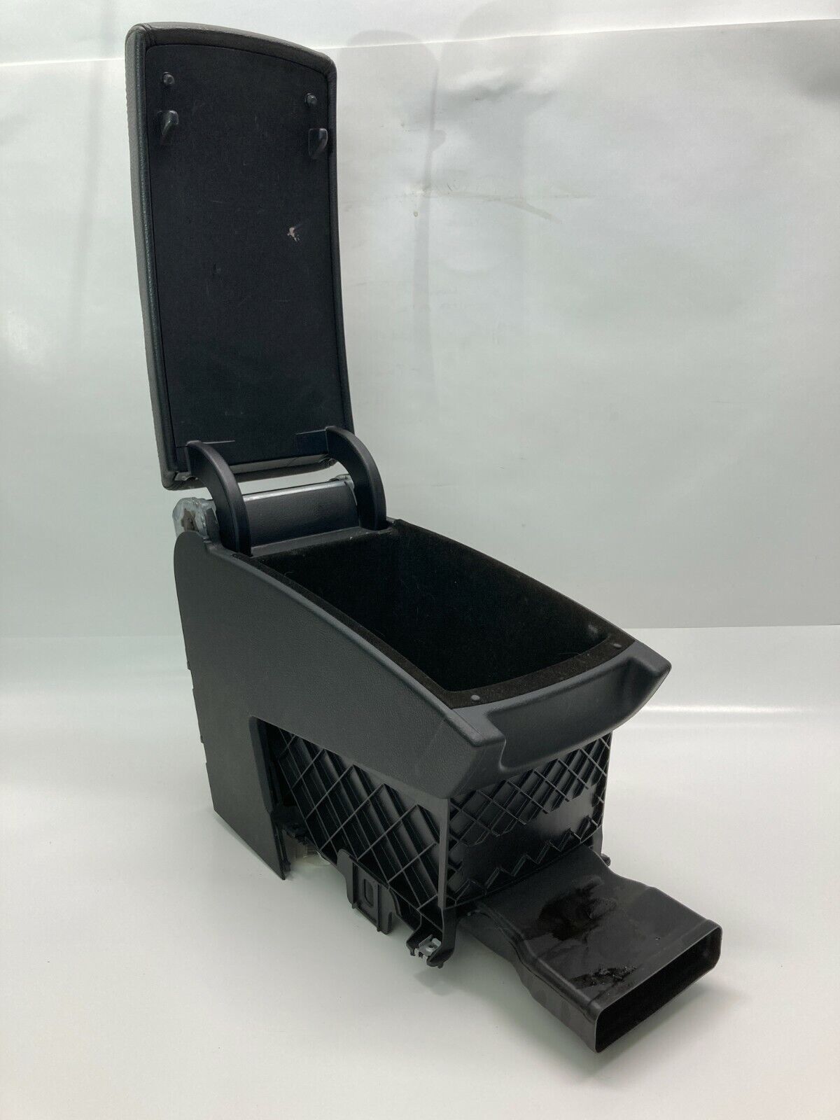 08-10 VW Passat 09-16 CC Center Console Assembly w/ Armrest Arm Rest Lid Black