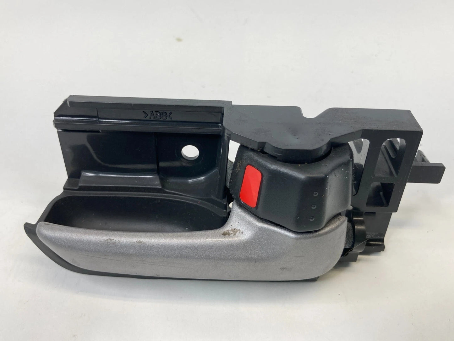 2007-2013 SUZUKI SX4 FRONT RIGHT PASSENGER INTERIOR INNER DOOR HANDLE OEM