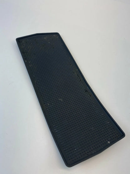 2002-2007 SATURN VUE CENTER CONSOLE INSERT RUBBER MAT LINER 52685 OEM