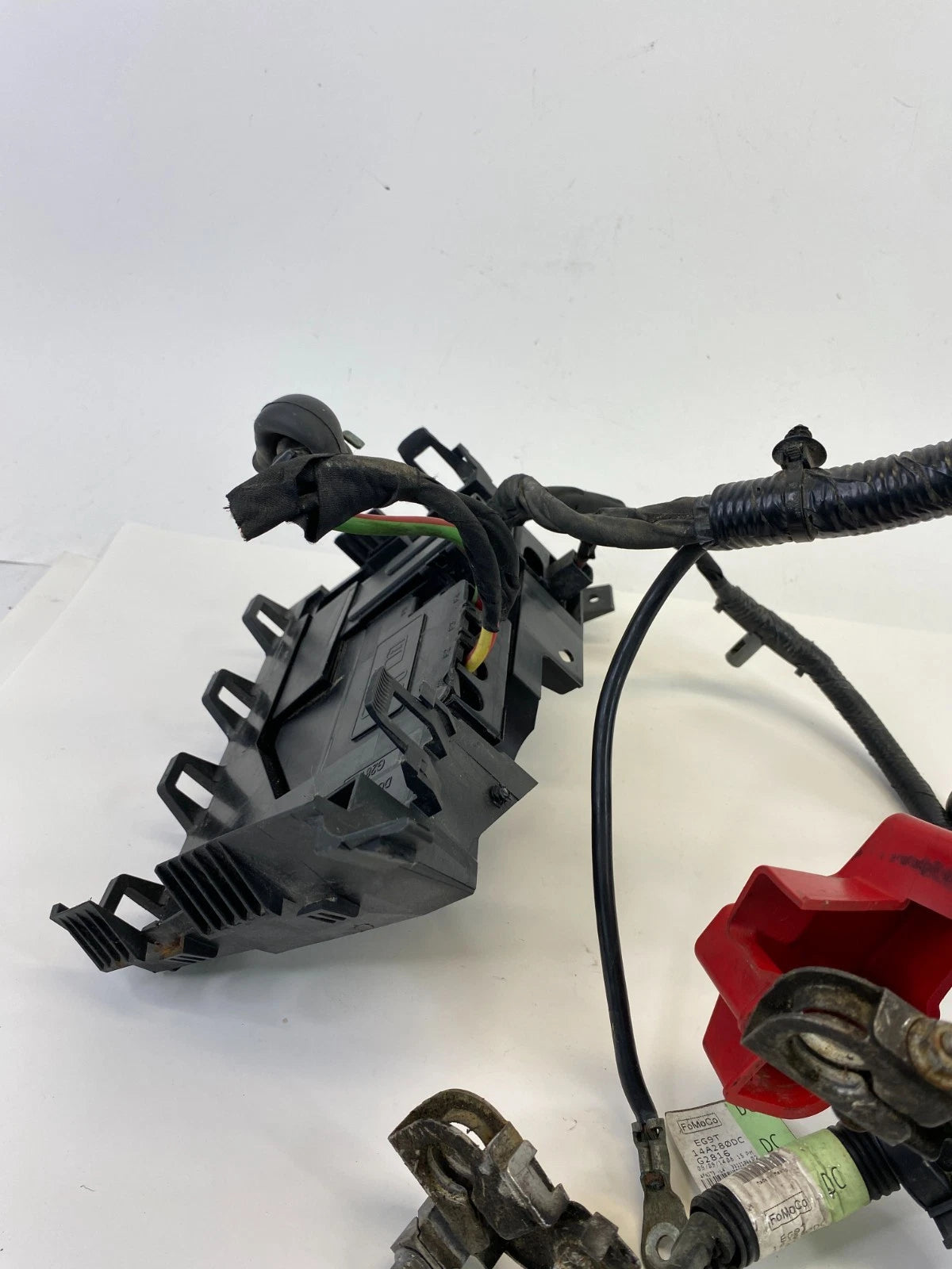 2013-2016 FORD FUSION 2.5L ENGINE FUSE RELAY BOX MOUNT BRAKET W/ POSITIVE CABLE