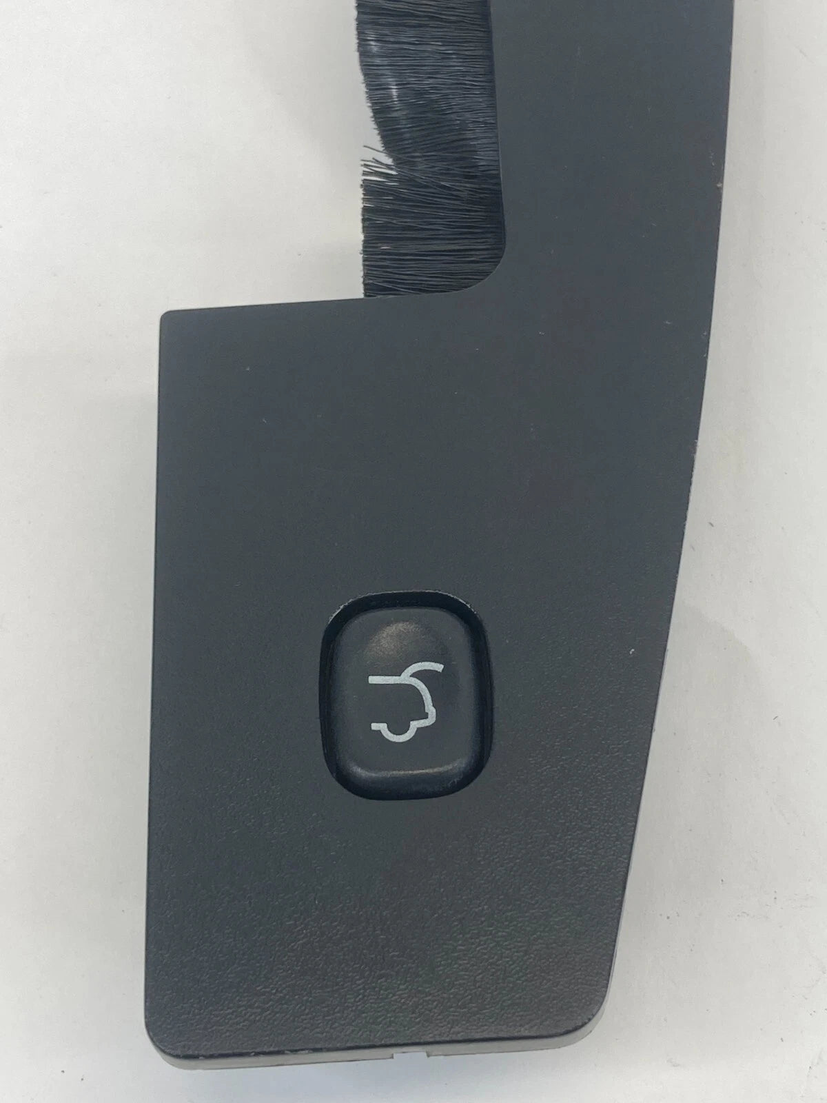 2008-2016 CHRYSLER TOWN & COUNTRY POWER LIFTGATE RELEASE SWITCH REAR OEM FACTORY