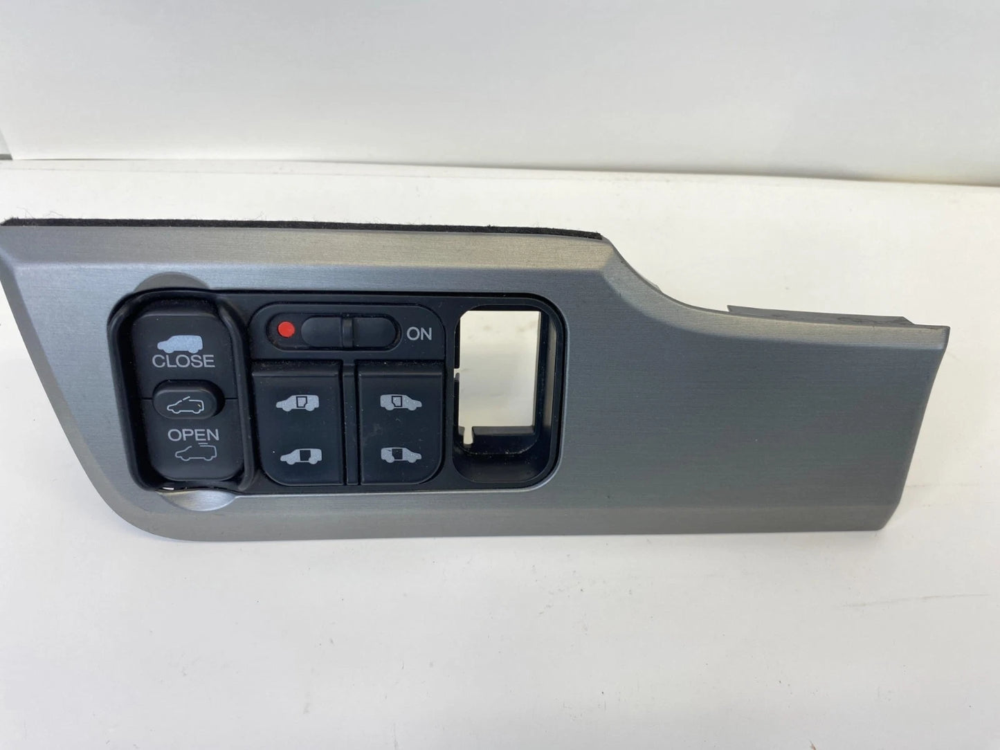 2005-2010 HONDA ODYSSEY DRIVER DASH PANEL SUNROOF SLIDING DOOR SWITCH BEZEL OEM