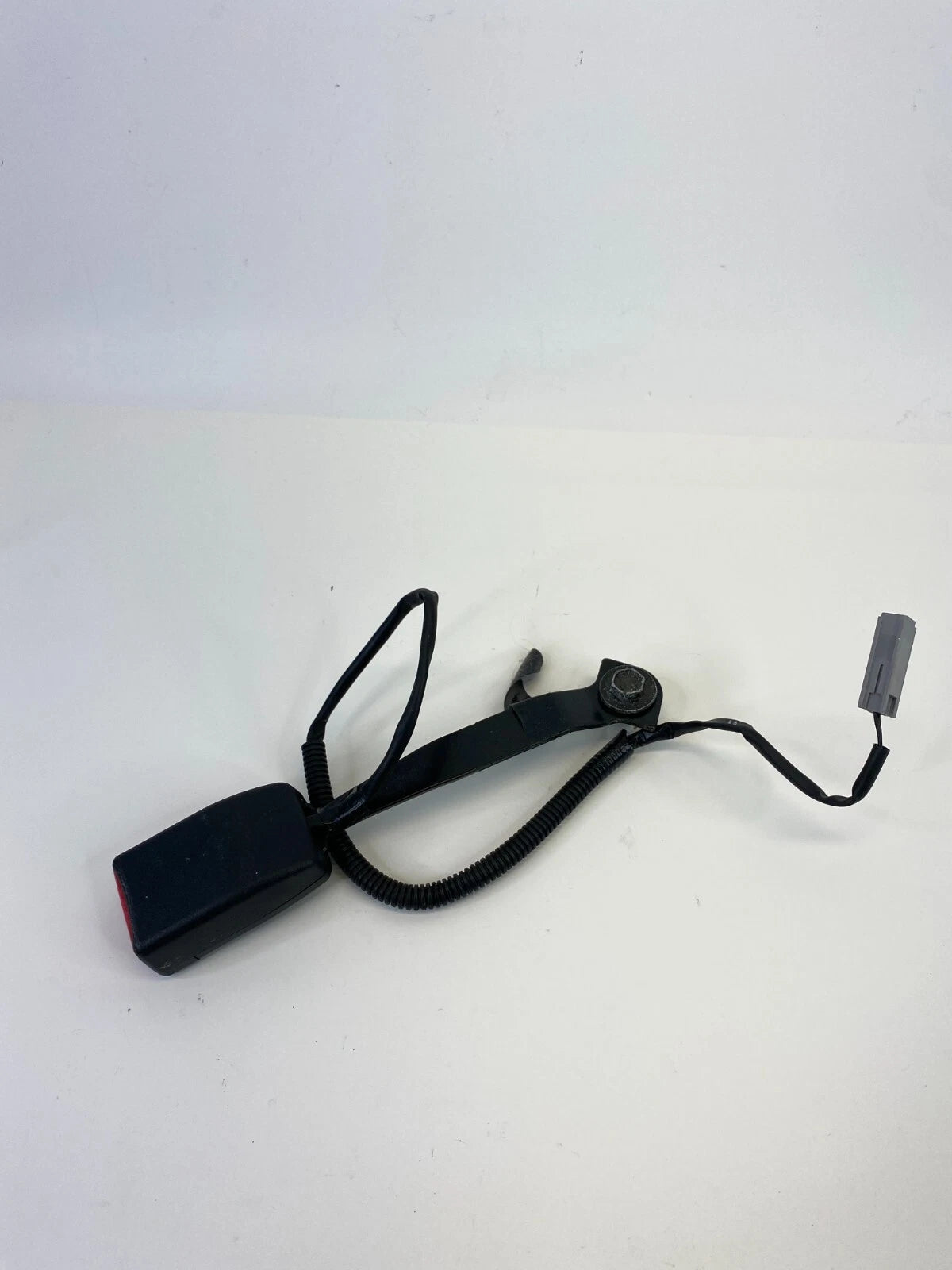 2011 2012 2013 MAZDA3 MAZDA 3 FRONT LEFT DRIVER SEAT BELT BUCKLE RECEPTOR OEM