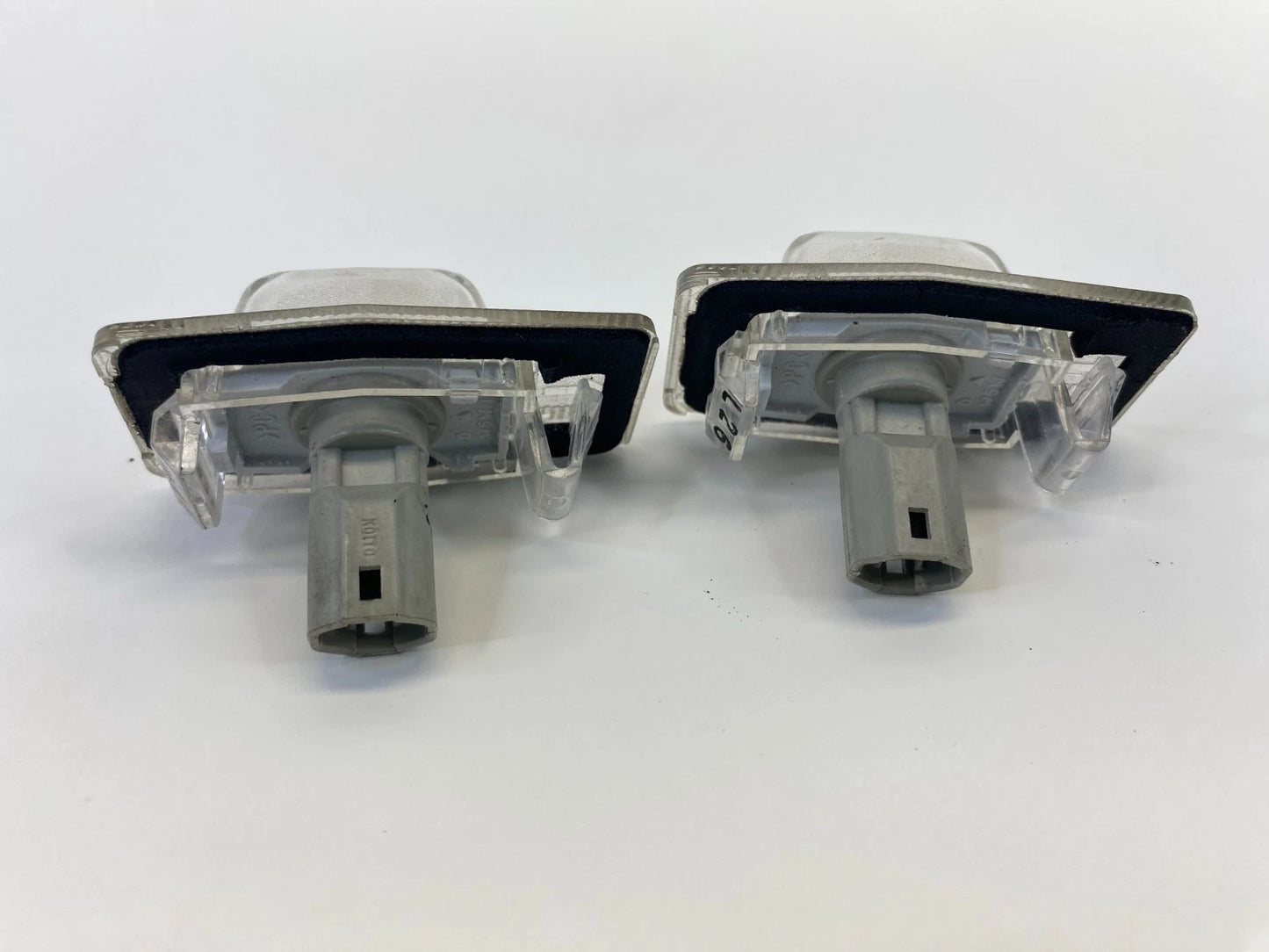 01 02 03 04 05 06 07 FORD ESCAPE REAR LICENSE PLATE LAMP LIGHT ASSEMBLY OEM