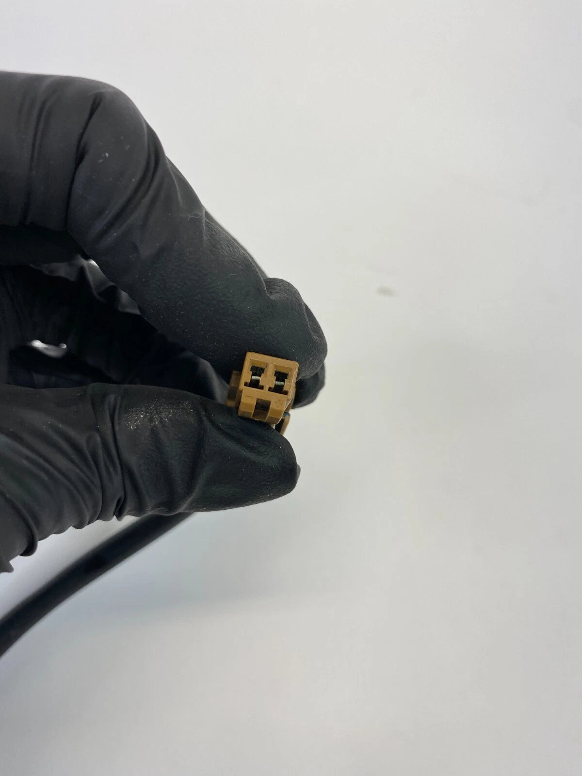 2009-2014 NISSAN MAXIMA TRUNK HATCH TAILGATE SPOILER W/ THIRD BRAKE LIGHT