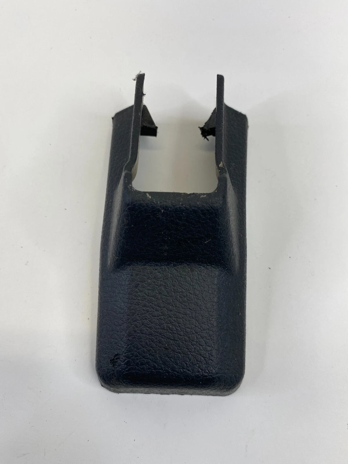 04-08 NISSAN MAXIMA FRONT RIGHT SEAT FRONT LEFT SIDE TRACK END COVER 87507-7Y000