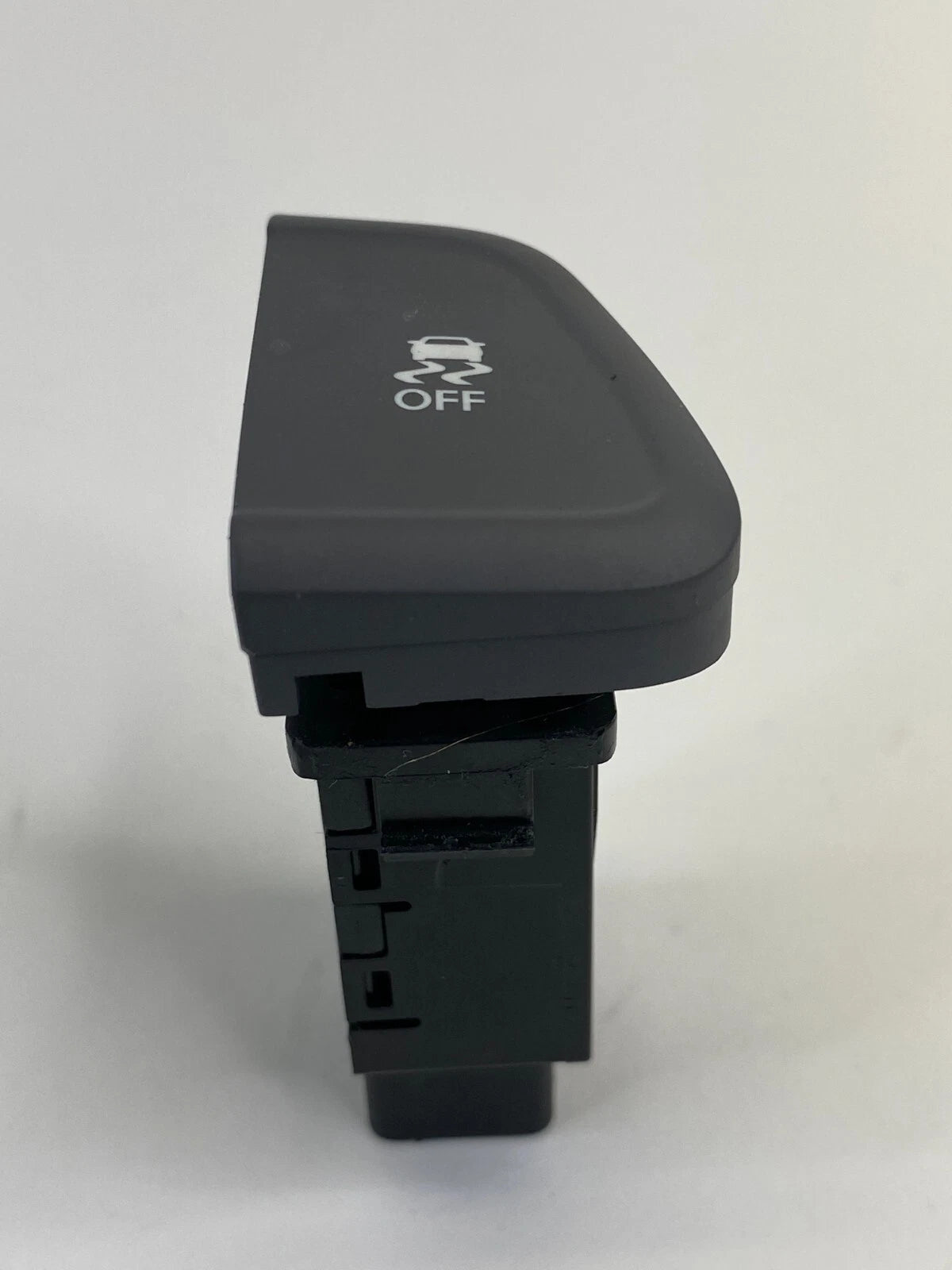 2014 2015 2016 14 15 16 HYUNDAI ELANTRA TRACTION CONTROL OFF BUTTON SWITCH OEM
