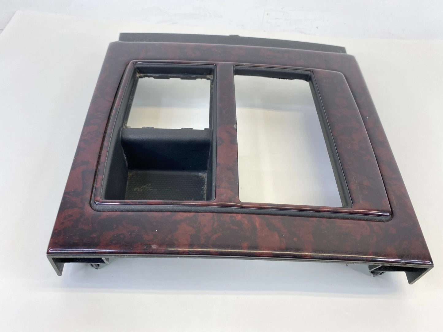 08-12 JEEP LIBERTY CENTER CONSOLE AT GEAR SHIFTER COVER TRIM BEZEL 1DP12XDVAC