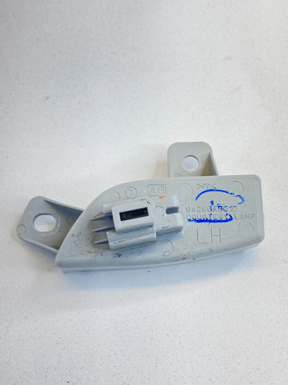 2005-2009 SUBARU LEGACY FRONT LEFT DRIVER DOOR COURTESY LIGHT LAMP 94256AG010