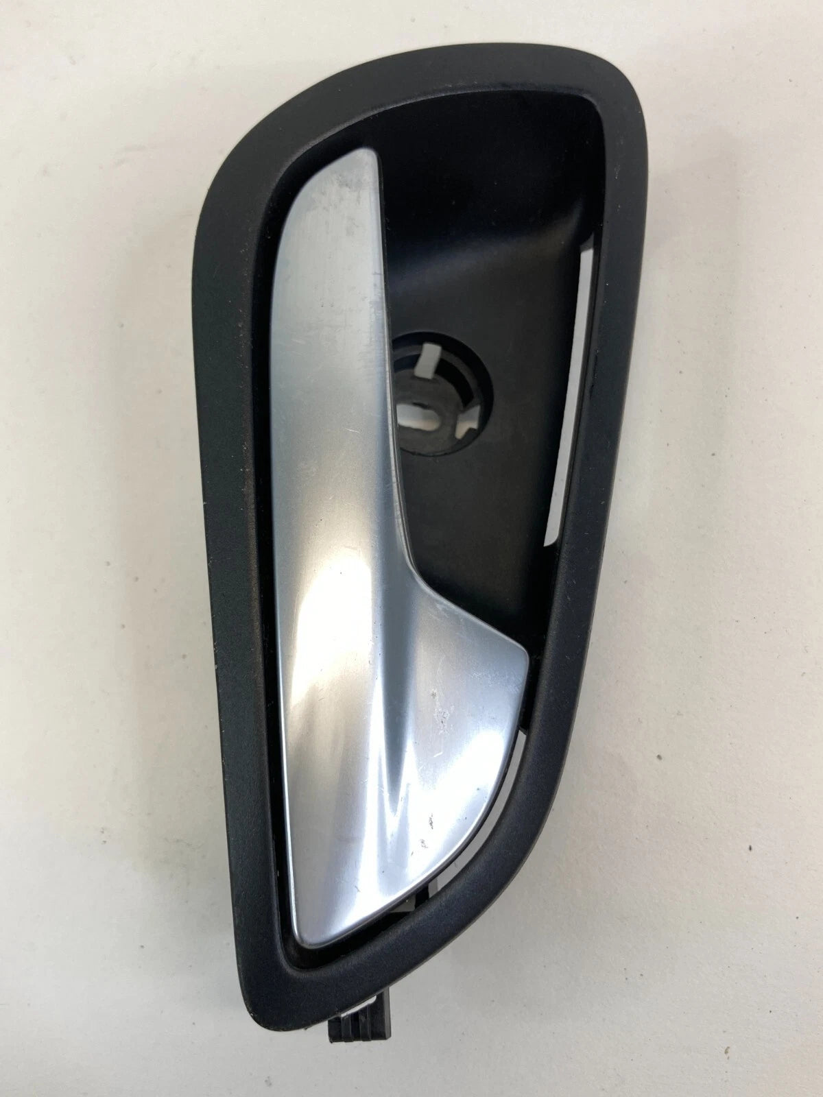 12-18 FORD FOCUS FRONT RIGHT SIDE DOOR INTERIOR DOOR HANDLE ASSY AM51022600 OEM
