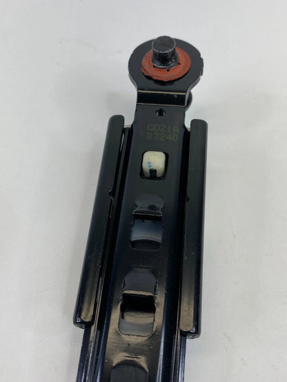 2011-2016 KIA FORTE FRONT RIGHT PASSEGER SIDE SEAT BELT HEIGHT ADJUSTER OEM