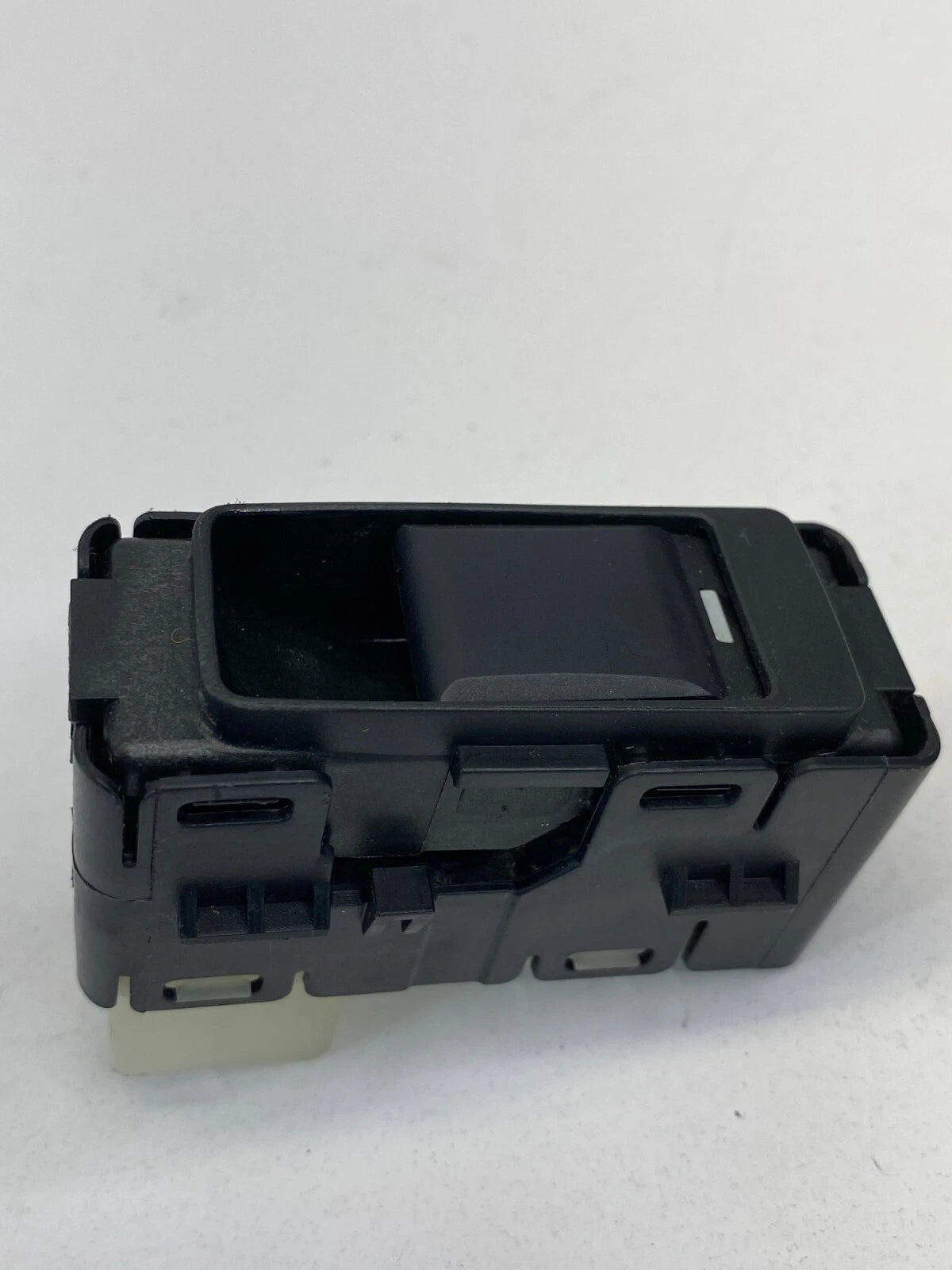2007-2010 DODGE CHARGER REAR RIGHT SIDE DOOR WINDOW CONTROL SWITCH 4602787AA