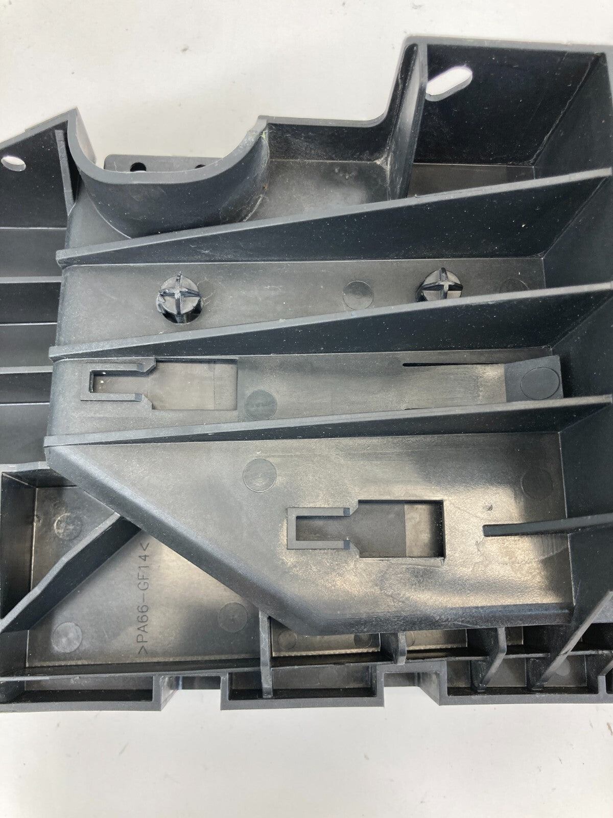 2015-2019 Ford Edge Engine Fuse Box Junction Box Holder Bracket HG9T-14A301-AA