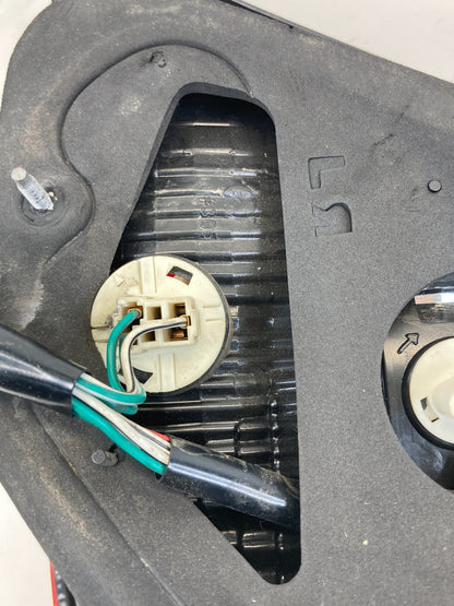 2002 2003 2004 Toyota Camry Rear Left Side Trunk Lid Tail Light OEM